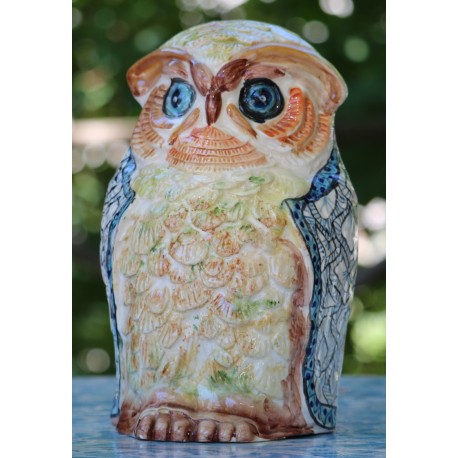 Deruta ceramic owl, hand painted